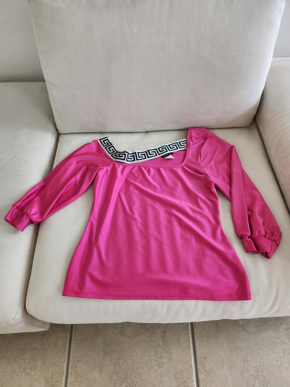 Women's Hot Pink Long-Sleeve Square Neck Top with Geometric Trim